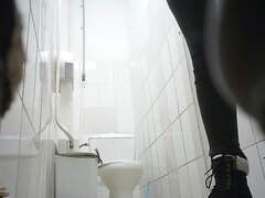 RUSSIAN PUBLIC TOILET HIDDEN SPY CAM VIDEO   Video 579