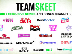 Fit Milf Makes Sure Stepson Cums Fast   PervMom POV