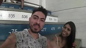 Nonstop  Action:夫妻在Show上疯狂C?marra私密会面