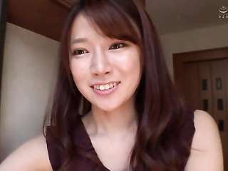 Ran A Frustrated Married Over 40 Who Holds A Cheating Partner Ji Po At The Entrance