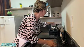 FRIENDS HAD SEX WITH MY STEP GRANDMA′S BUTT🍑