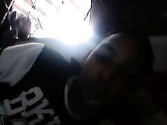 Eu E O Catador De Latinhas Do Bairro