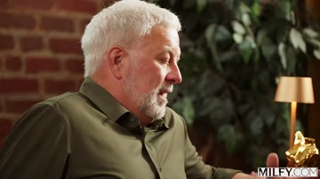 Milfy   Zoe Grey   Trophy Wife Gets BBC Room Service