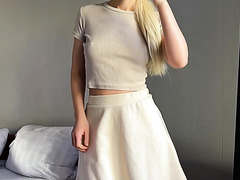 The Cock Really Wants To Insert Itself Deep Into The Lips Of The Stepsister