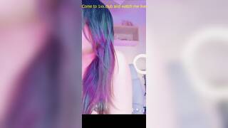 Super Beautiful Girl Shows Off Her Boobs Live On Air