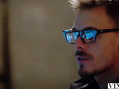 Gorgeous Blonde Kendra Sunderland Loves Money And Big Thick Cock