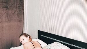 LuxuryMur   Erotic Game In Quarantine